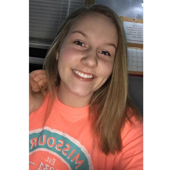 Meet your Posher, Caitlyn - Picture 1 of 1